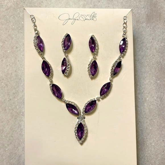 Jaclyn Smith Pear-Shaped faux Amethyst Diamond Accent Necklace Set Silver Tone - Picture 3 of 8